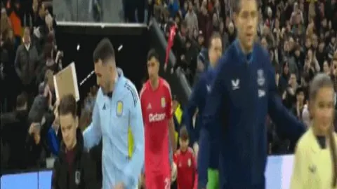 欧冠首轮三大焦点故事深度剖析