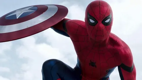 扎卡输球后与球迷发生激烈冲突